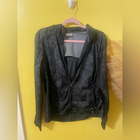 Danskin Now Women's Dark Camouflage Utility Jacket - Picture 1 of 4